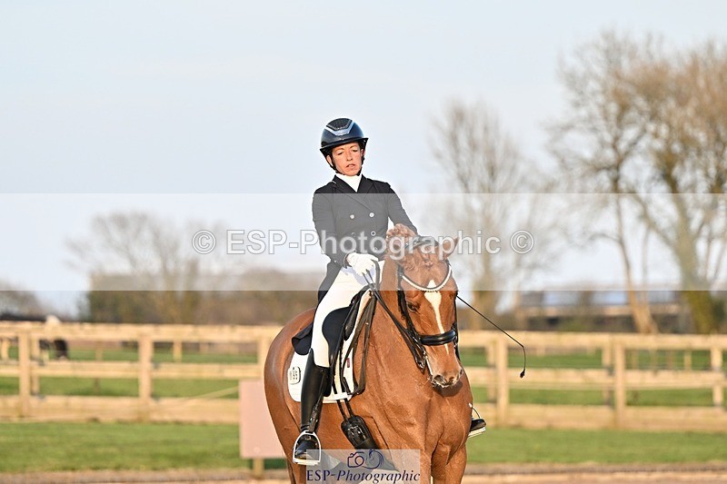 250404-190116-08772 - 195-Sarah.Millis-Impressive.VDC