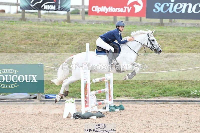 250807-134834-01352 - 90cm Round 2