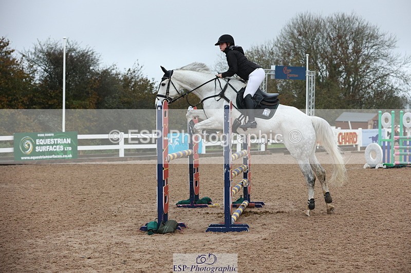 231112A-135129-04683 - Cls 20 Newcomers & 1.10m Open