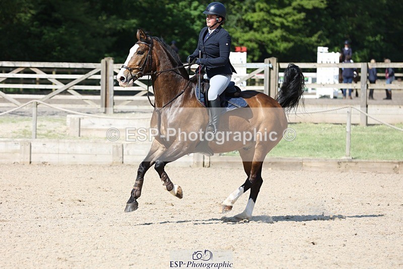 230513-101316-03725 - Cls 18 Snr 1.05m Open