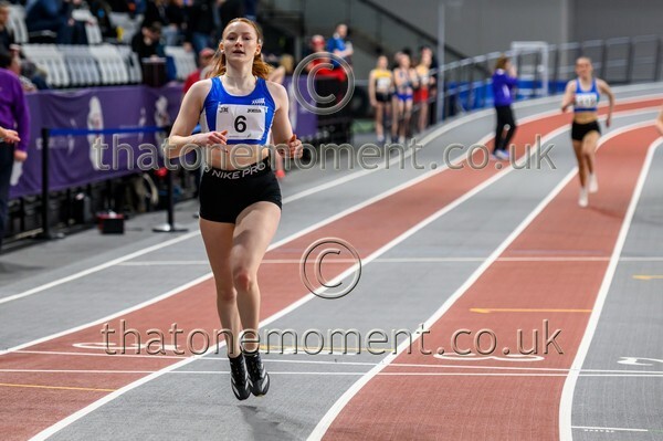 AgeInd25SUN-913377 - Track Female Set One