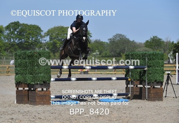 BPP_8420 - CLASS 7 Senior Foxhunter/ 1.20m Open