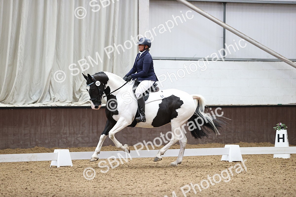 SBM_000987 - Novice 4 Warm Up