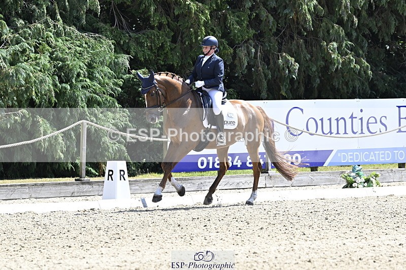 250810A-133644-06712 - 021-Caroline.HuntFancy.That.II