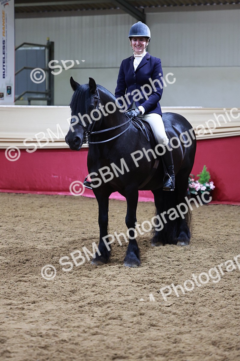 SBM_18868 - Class 952 - M&M Ridden Supreme Final