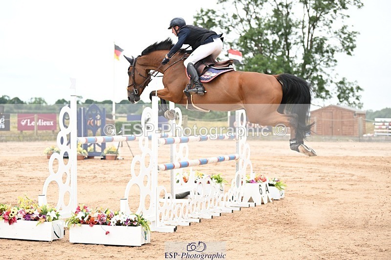 250717-123717-05005 - Cls 17, 1 Star Gold Tour