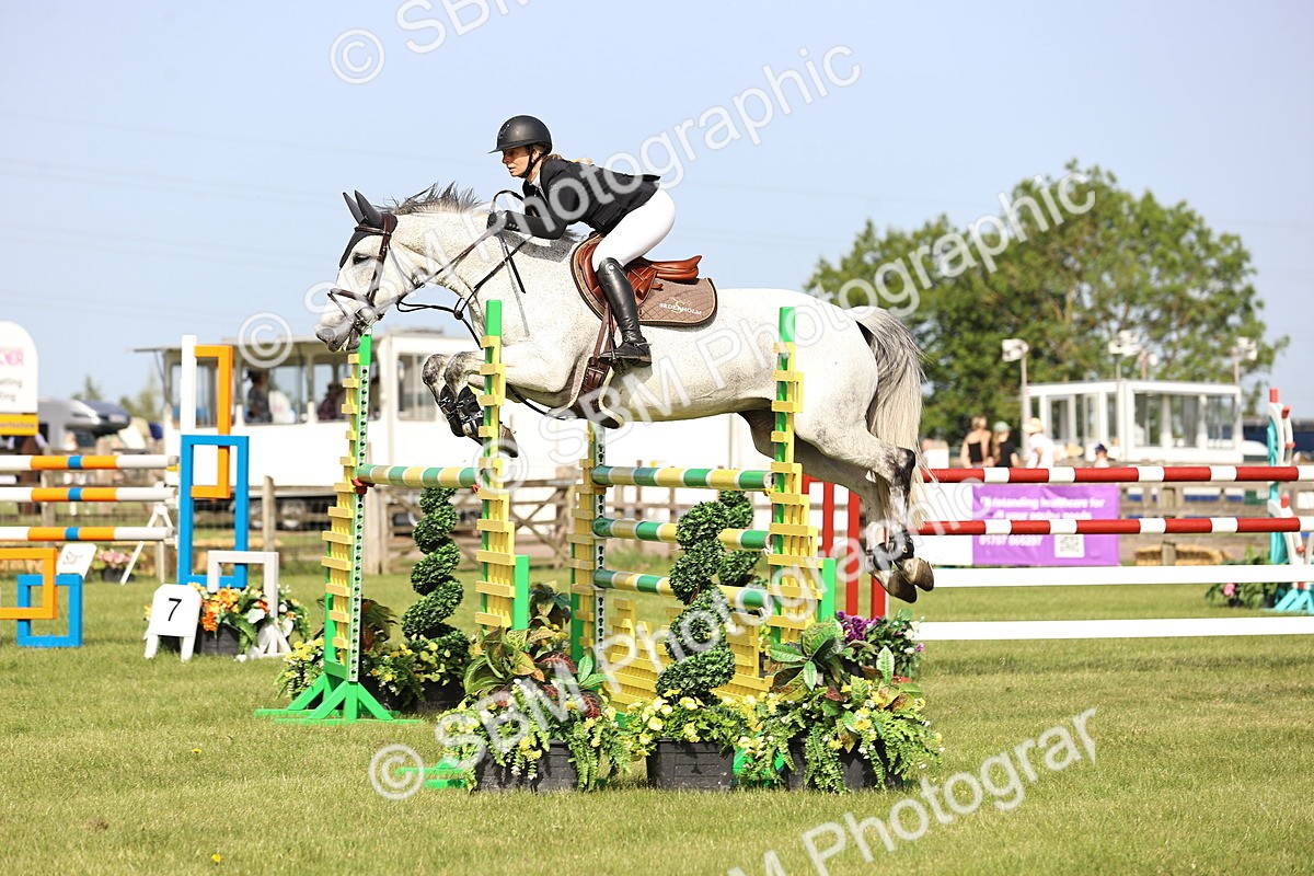 SBM_01445 - Class 200 - Martin Grant Homes Welcome Stakes 1.25m Open