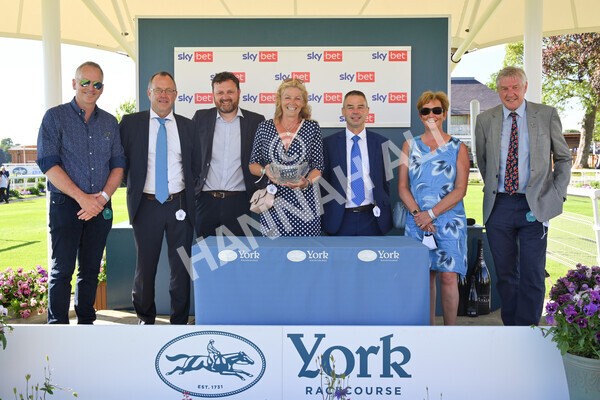 yr12062021r7-47 - Race 7 5.25pm Sky Bet Stakes