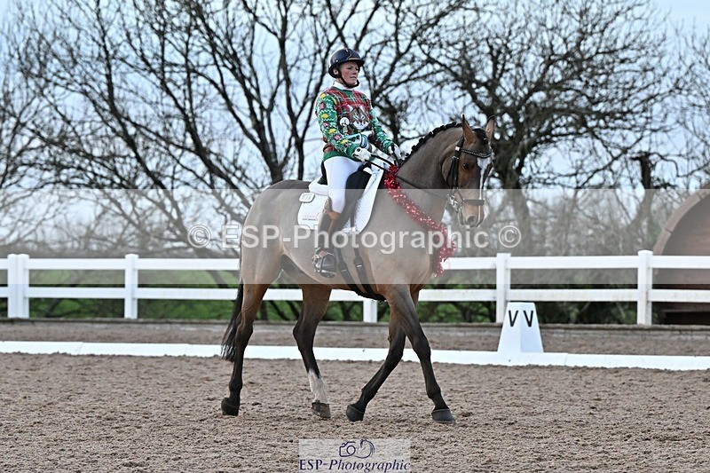 241214-154628-03371 - 138-Tyler.Bradshaw-Igor.VIII