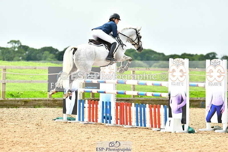 230805A-122721-00424 - Cls 3 Snr Foxhunter & 1.20m Open