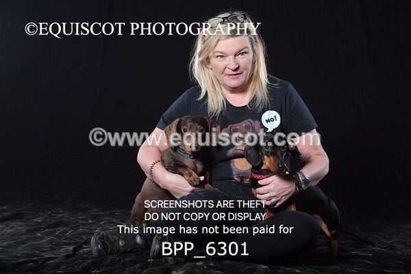 BPP_6301 - LESLEY GRANGER DOGS