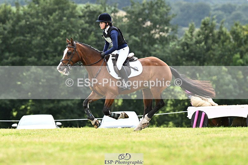 240825X-161626-36708 - 80cm XC 15.30 to 16.30