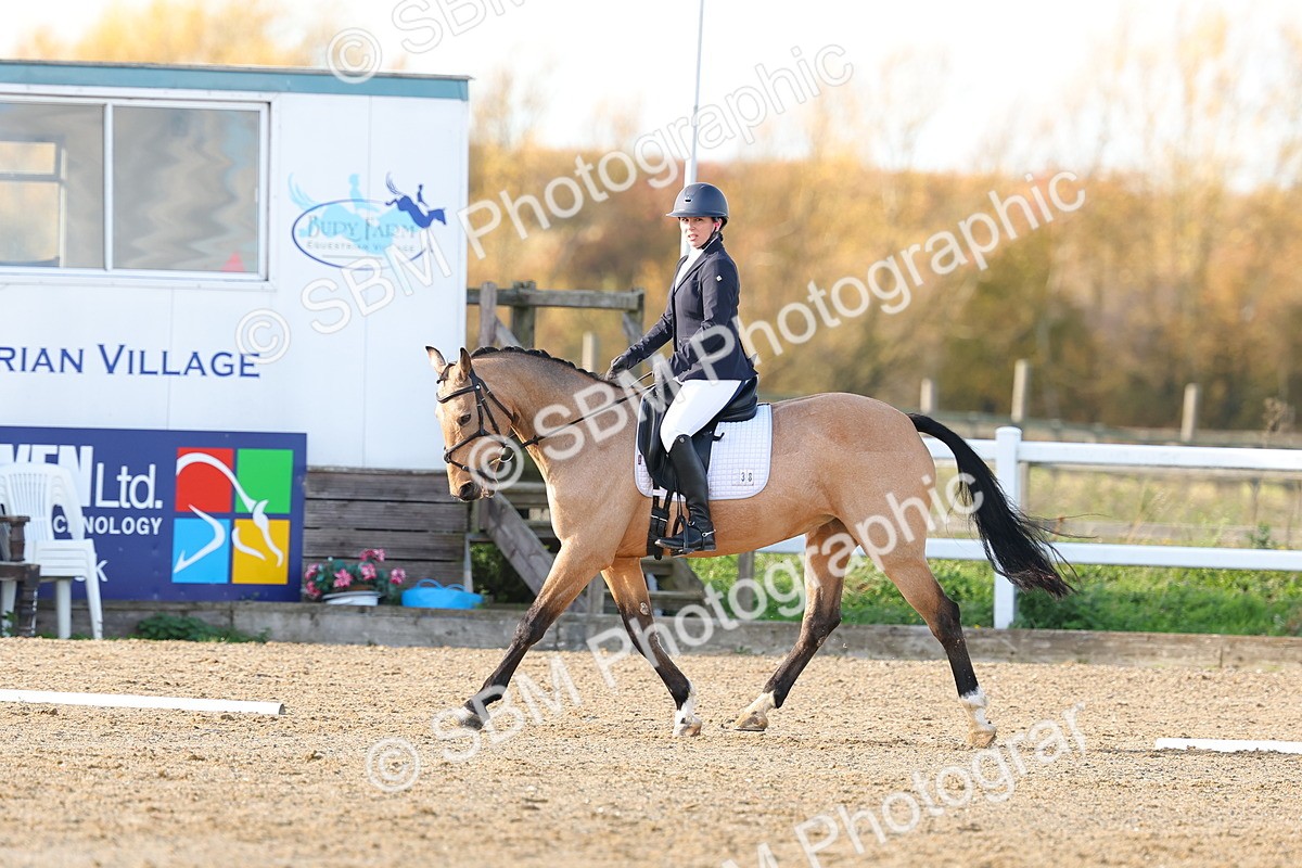 SBM_001083 - Novice 5