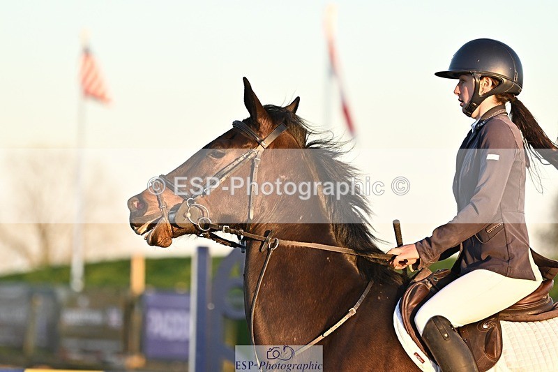 250401-191848-00965 - 90cm Classes