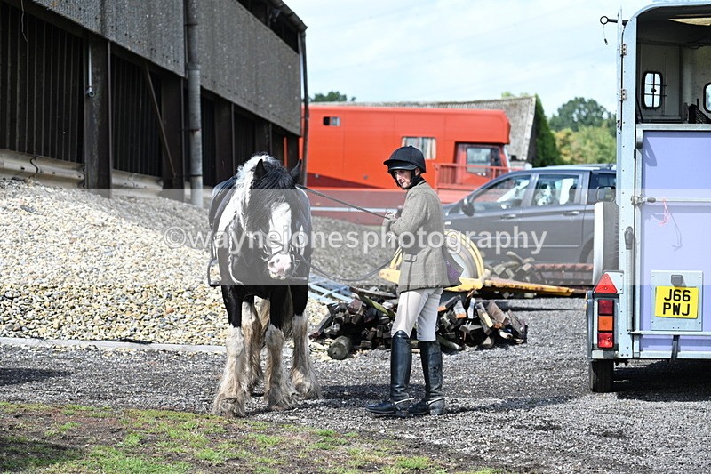 WJ7_7428 - Berks & Bucks at Blandy’s Farm 31-08-25