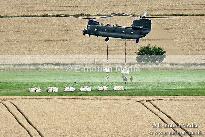 PE270719 0300a - Alton Barnes White Horse re-chalking 29/07/19