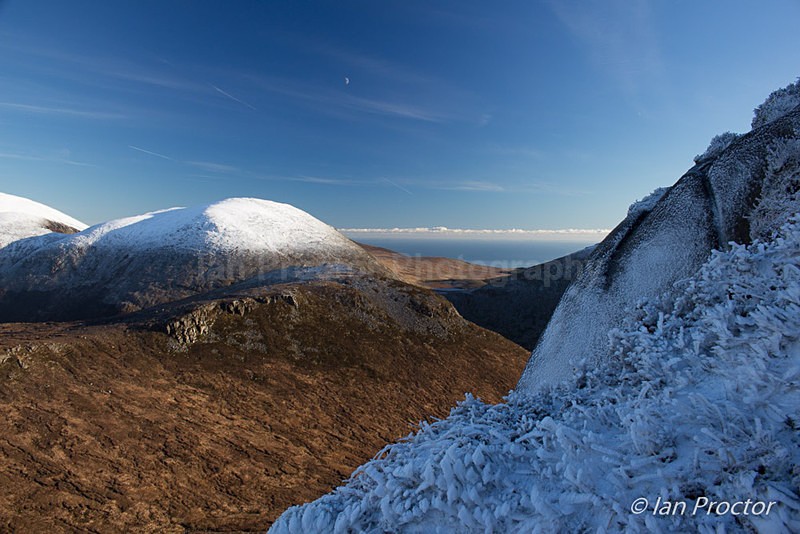 Snowcapped Doan viewpoint - Mourne Mountains