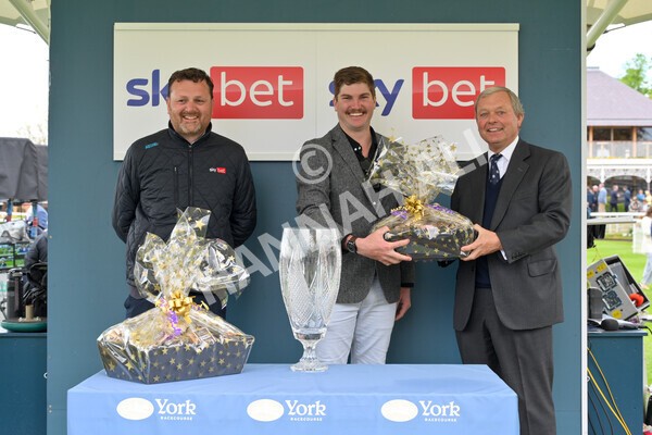 yr11052022r1-44 - Race 1 1.50pm Sky Bet Race to the Ebor Jorvik Stakes