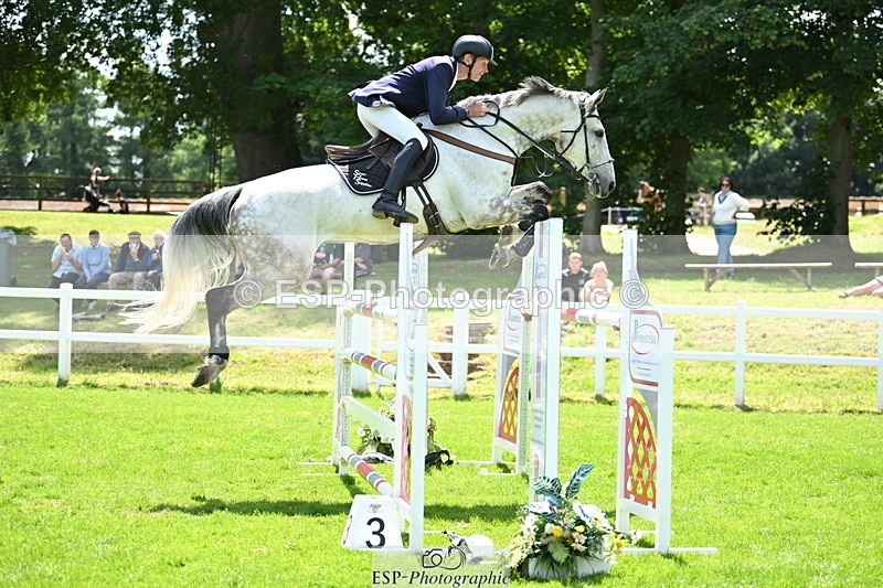 250615A-132812-11117 - Cls 38 Snr 1m40 GP