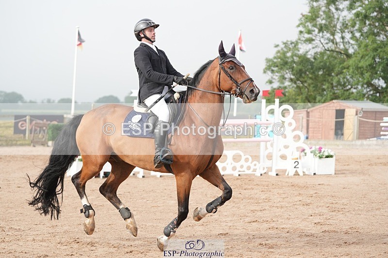 250718-081905-08404 - Cls 18, 1 Star Gold Tour