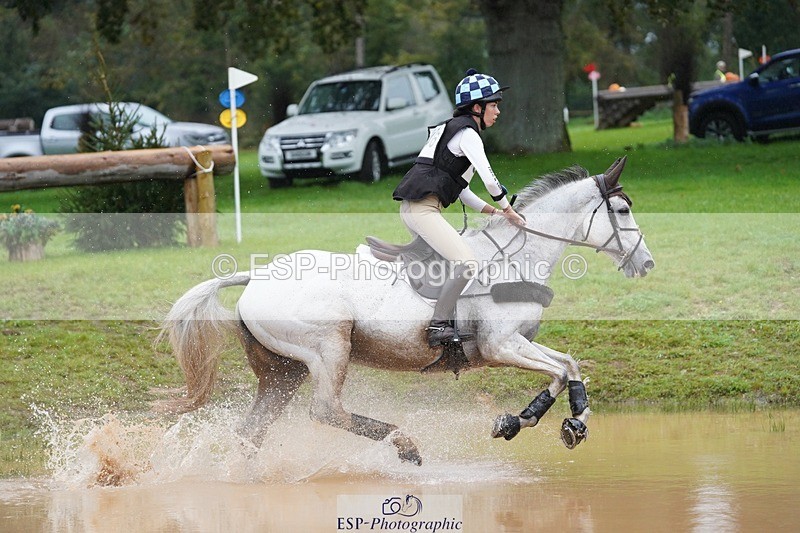 231021-104854-13888 - 646-SKIPTOTHEGOODBIT-Sophia.Mcdonald-SC+XC