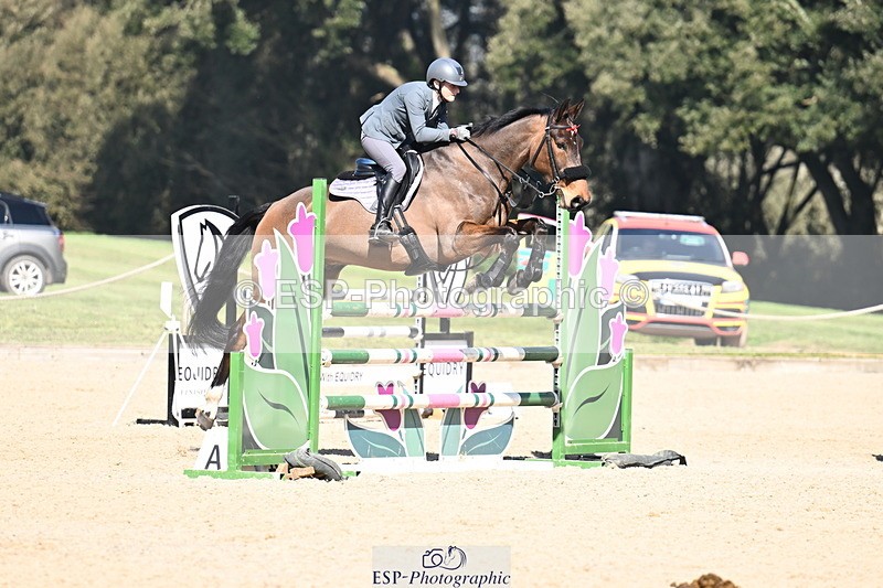 260321A-131719-00740 - 5 Newcomers 1m 10