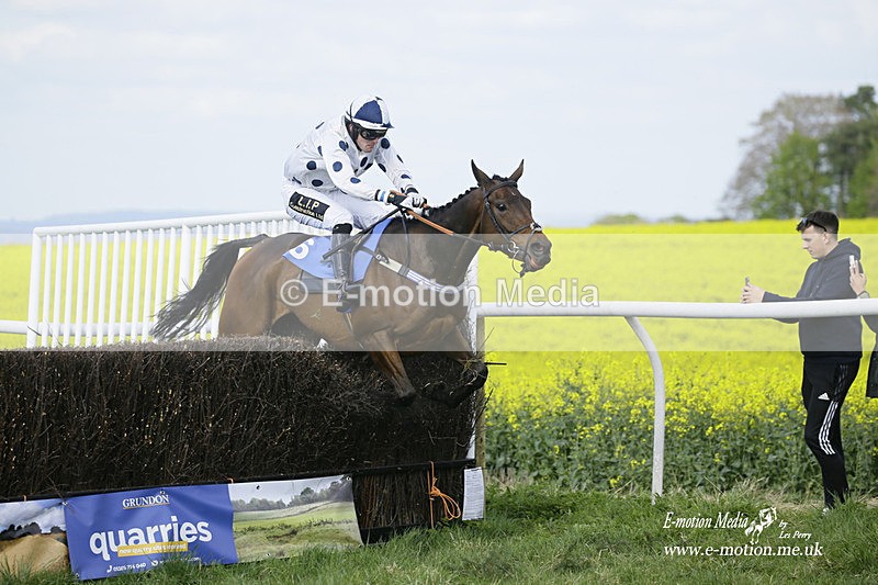 PtP 180422 182 - Old Berkshire PtP Lockinge 18/04/22