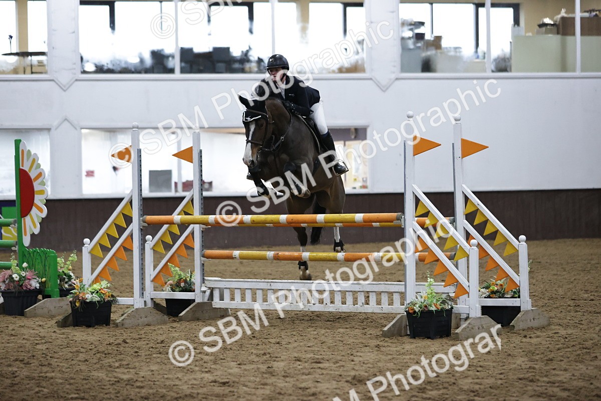 SBM_001050 - Class 4 - Senior Newcomers/ 1.10m Open