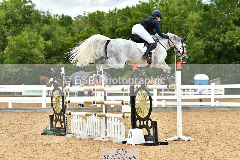 230721A-144000-07038 - Cls 22, 1 Star Gold 1.30m