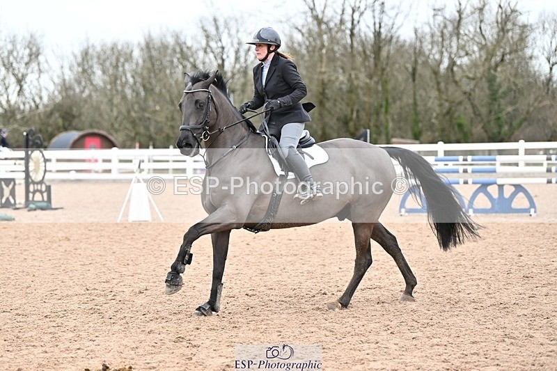 250112-120344-01221 - Cls 19 Snr 1.05m Open