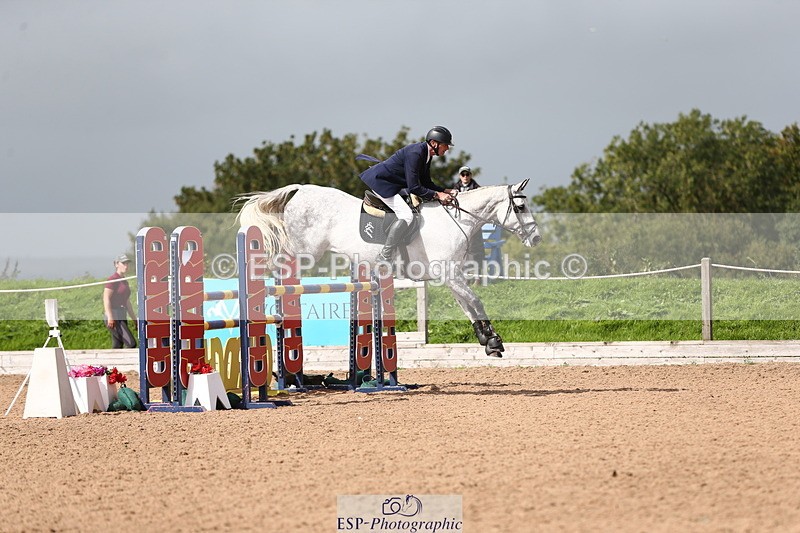 230812A-121154-08699 - Cls 32 Foxhunter