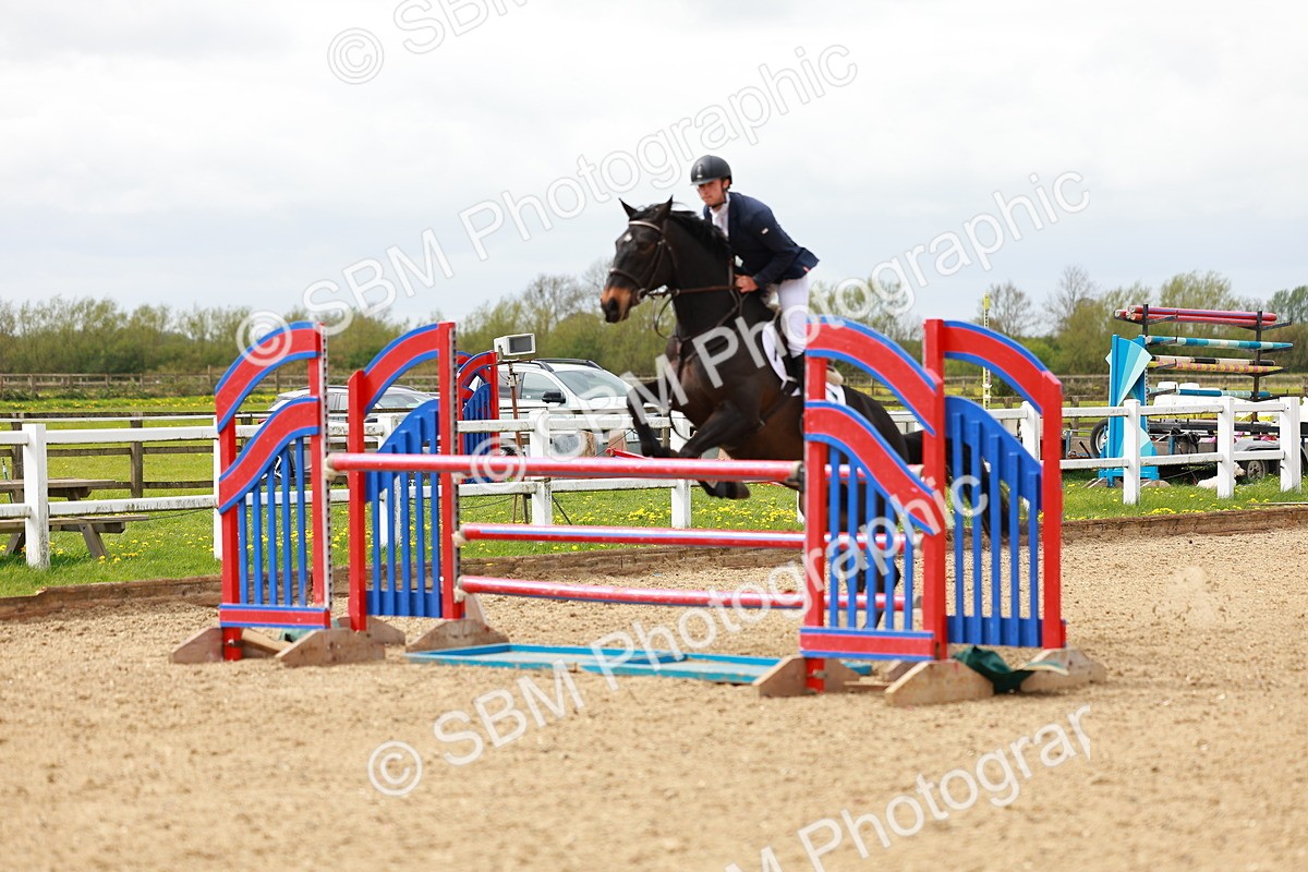 SBM_002452 - Class 10 - Senior Newcomers - 1.10m