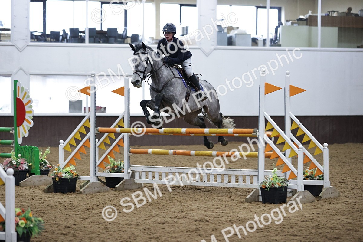 SBM_001493 - Class 4 - Senior Newcomers/ 1.10m Open