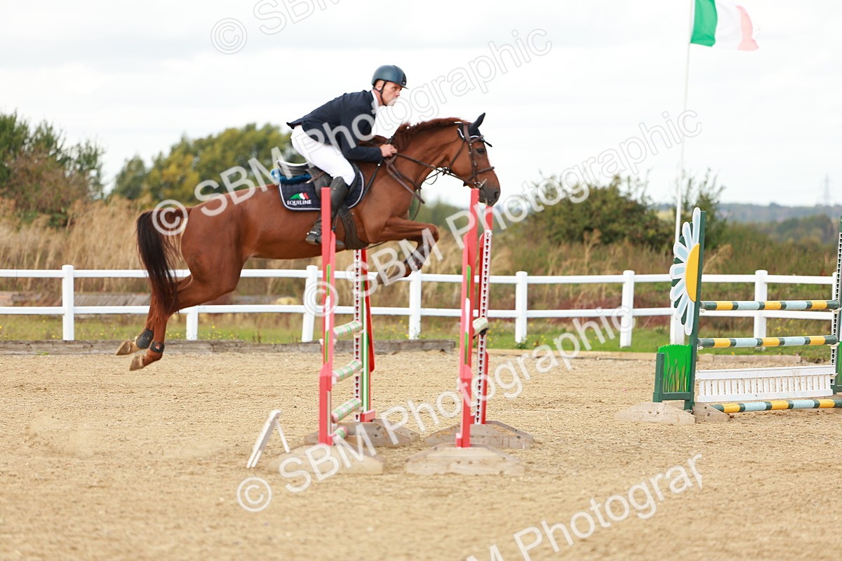 SBM_001297 - Class 4 - Senior Newcomers - 1.10m