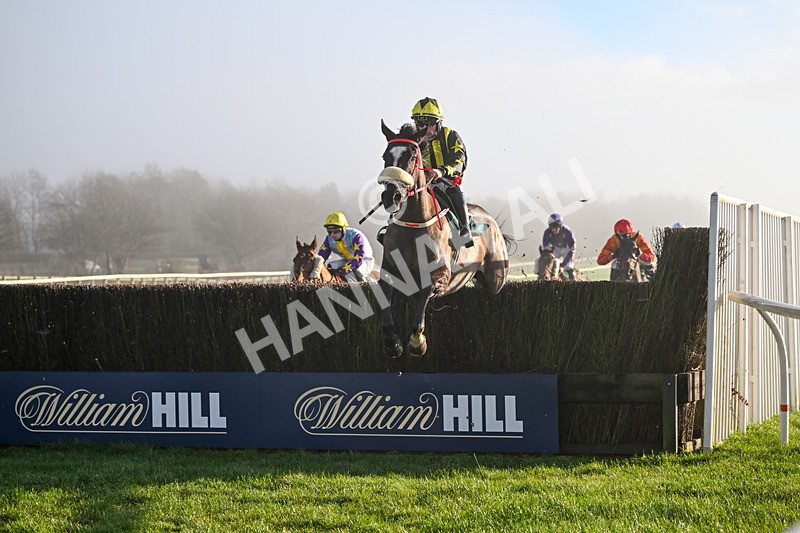 281224-Race 1-Not Staying Long-3907 - Race 1