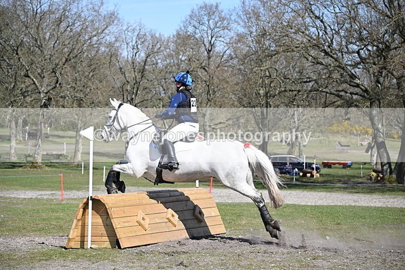 WJ6_3319 - Time 11:42 to 12:19