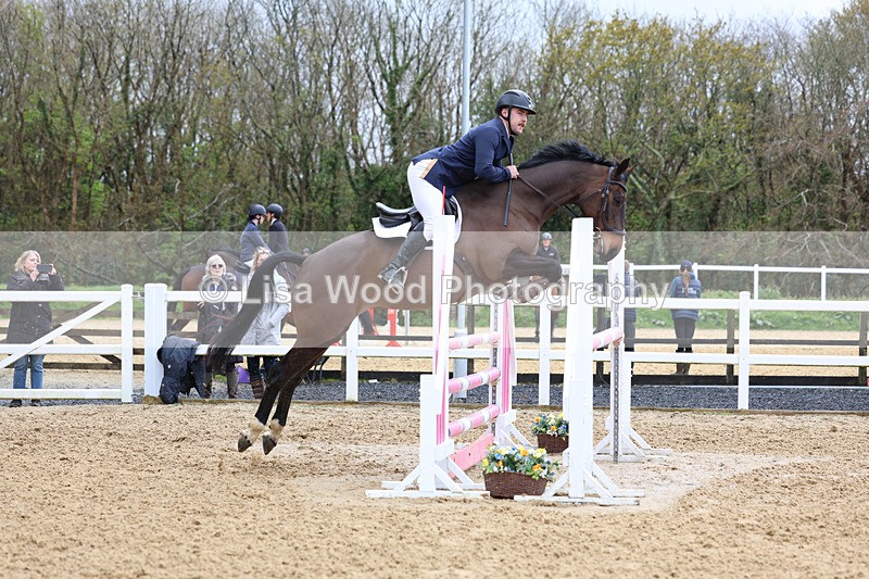 3E7A1899 - Class 7: Senior Newcomers/1.10m open