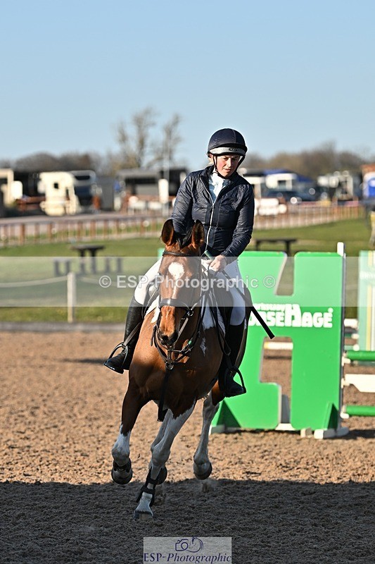 250401-181142-00595 - 80cm Classes