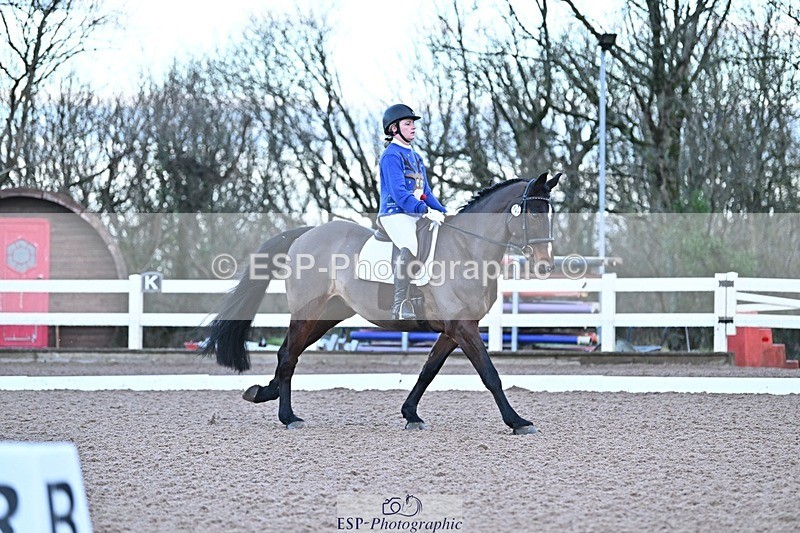 241214-085331-00830 - 143-Tila.Da.Costa-Leomiro