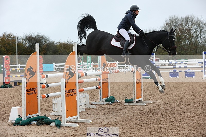 231112A-133414-04539 - Cls 20 Newcomers & 1.10m Open