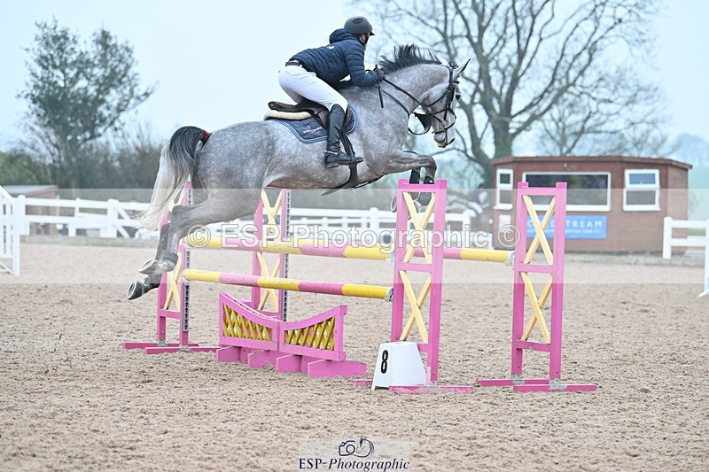 240113A-125827-02086 - Cls 12 Newcomers and 1.10m Open