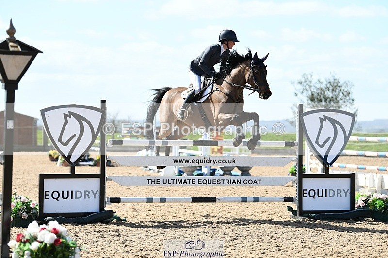 250328-122216-00942 - Cls 3 Snr Foxhunter