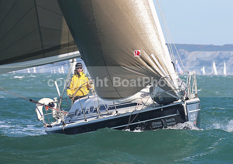 130601 GBR952T WT7A8485 - ROUND THE ISLAND RACE - 1st June 2013