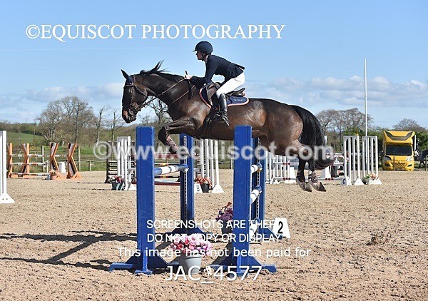 JAC_4577 - CLASS 11 SAT Andrew Hamilton Coach, RHS Foxhunter Championship Qualifier