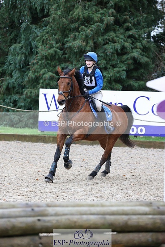 231118-133336-01899 - Cls 3 90cm