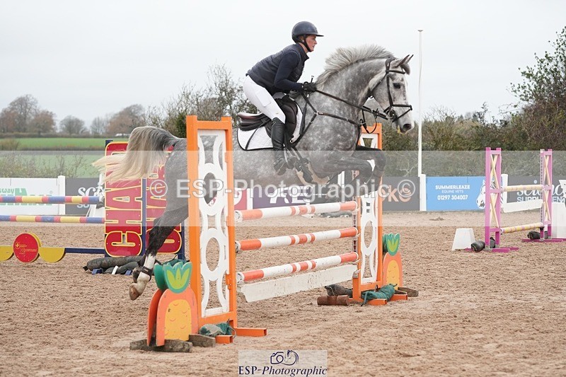 251109-104633-03461 - Cls 19 Snr 1.05m Open