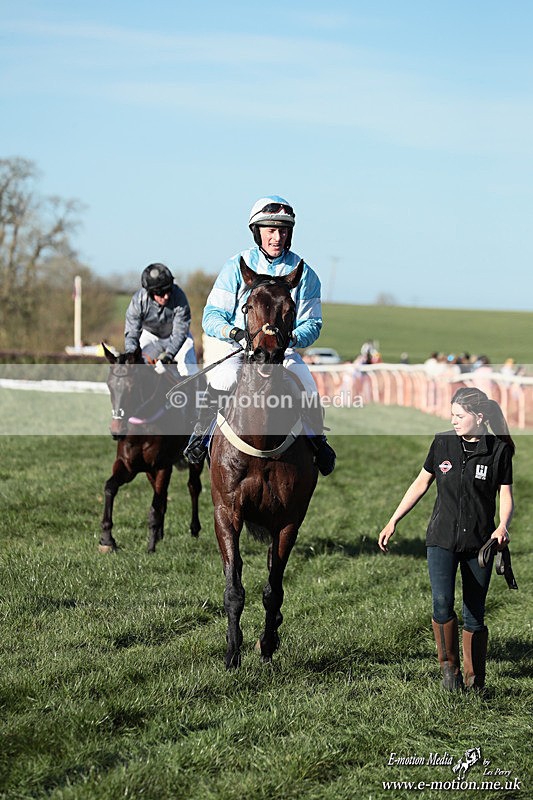 PtP 210326 1118 - VWH Cirencester Races 21/03/26