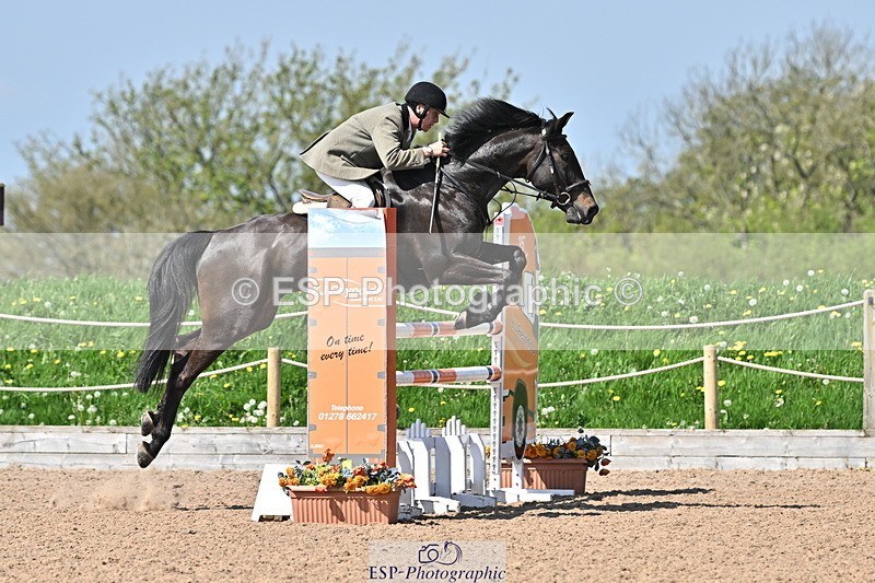 240509A-110800-01050 - Cls 9 Snr 1.20m Open