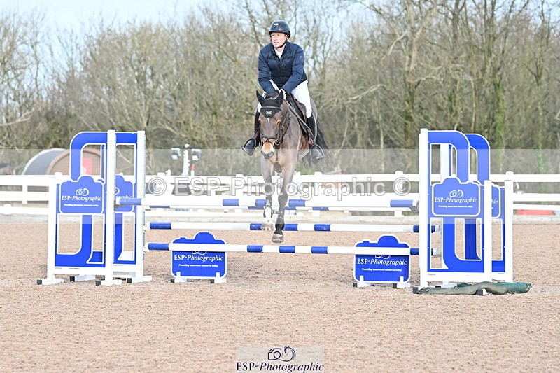 231208A-111008-00388 - Cls 4 Snr 1.05m Open