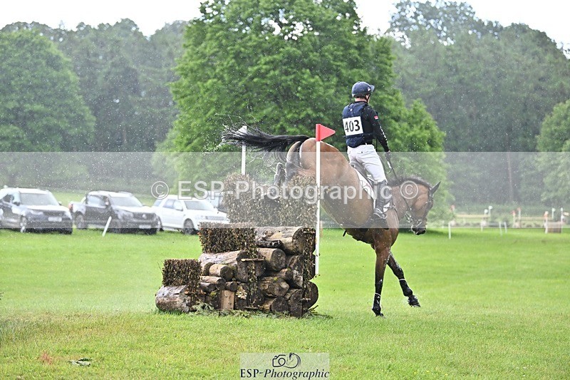 240526-110052-20337 - 403-CRAZY_DU_LOIR-Oliver_Townend